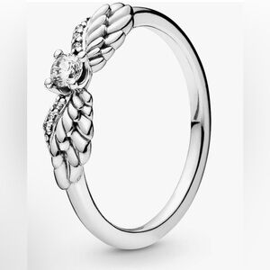Pandora Sparkling Angel Wings Ring